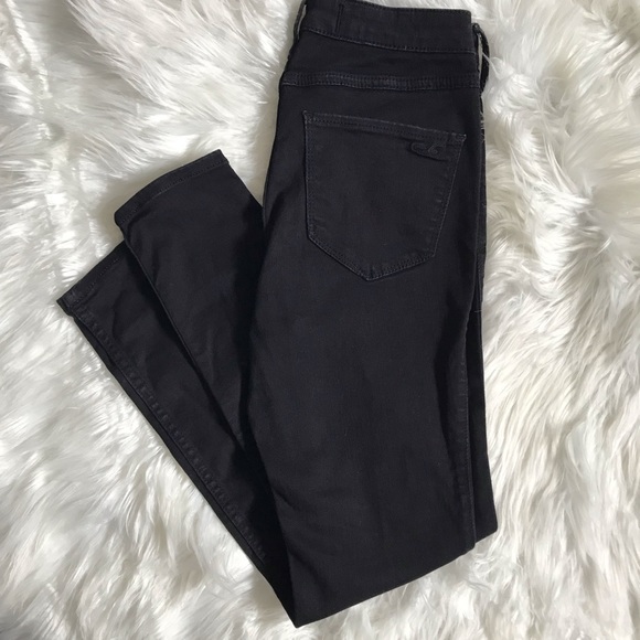 Hollister Denim - Hollister Women’s Black High Waisted Jeans SZ 26🖤